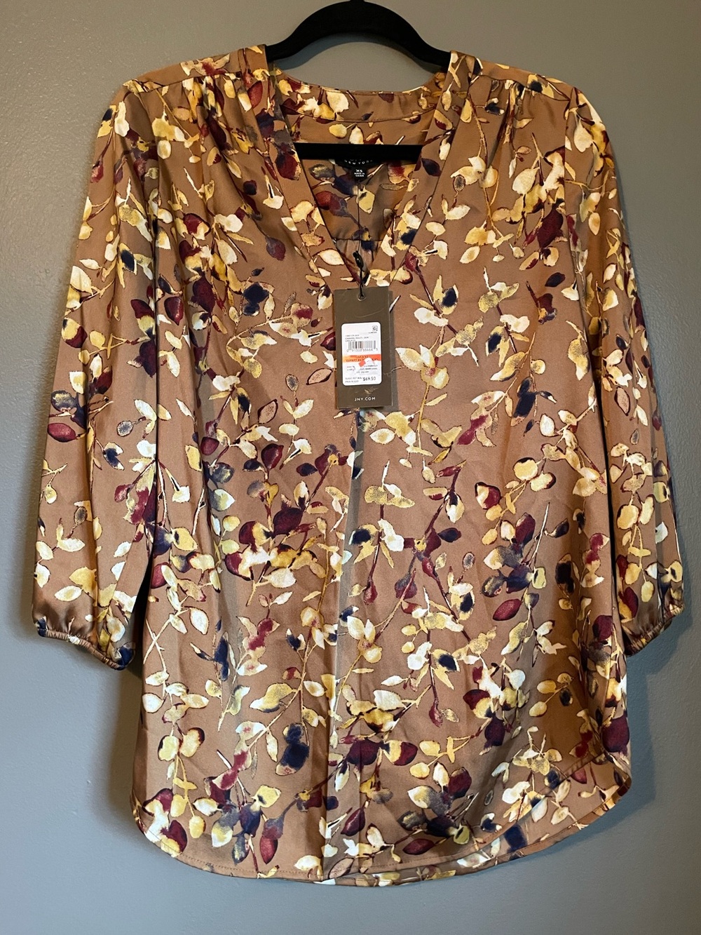 NWT Jones New York Sz XS Women’s Caramel Brown V-neck Long Sleeve Blouse Top $69